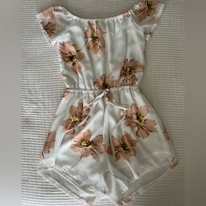 White floral lined romper. Not sure the brand. Size S. Cute for summer.